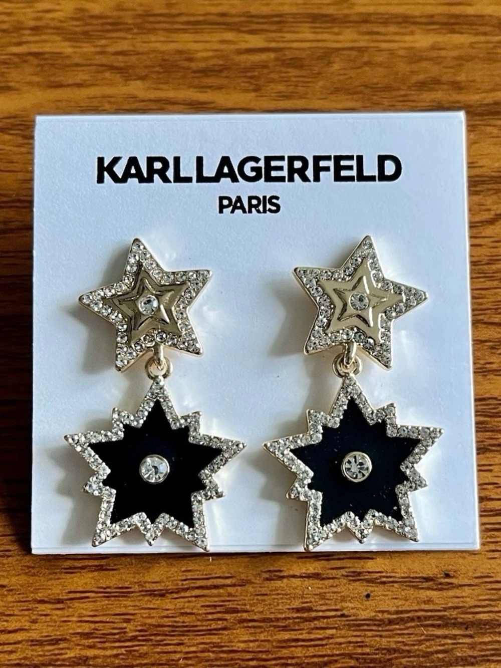 NWT Karl Lagerfeld Paris
Gold Tone & Black Star Drop Earrings w/ Crystal Accents